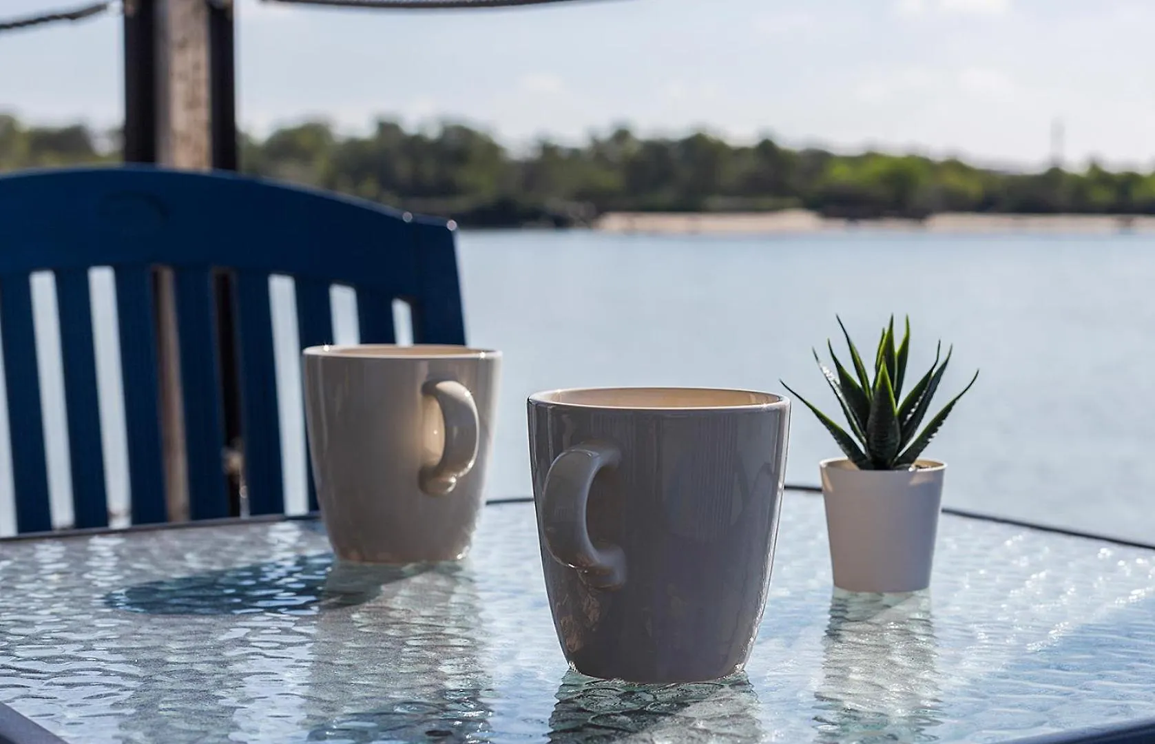 Azvalia Luxury Casa Barco New York And Texas-Unique Houseboat Experience Hotel El Puerto de Santa Maria Botel